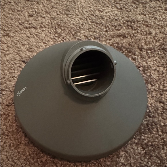 Dyson Diffuser attachment - Picture 4 of 6